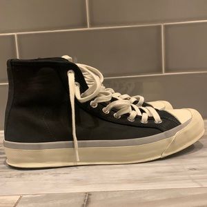 They are Zara they are like dress shoes but not too fancy.